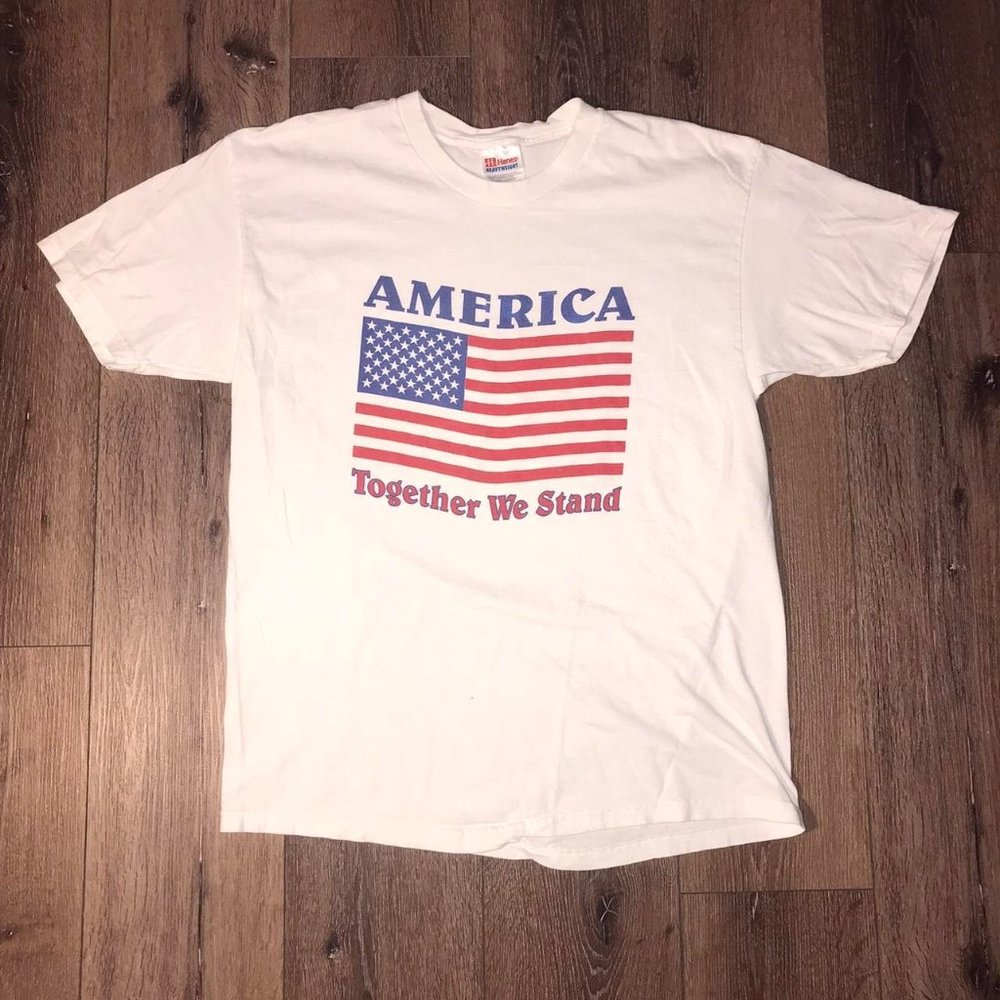 2013 Hanes Heavyweight tagged America graphic T-Shirt